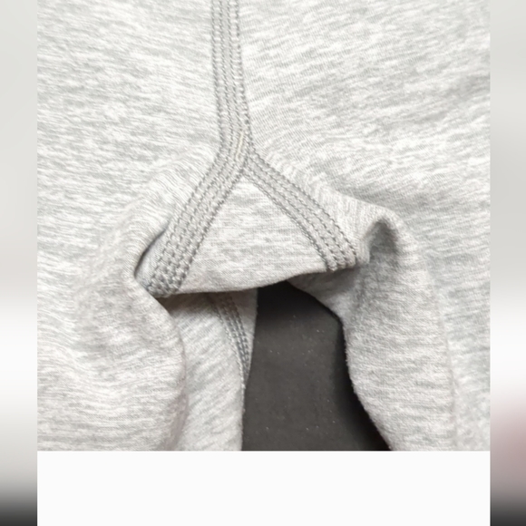 High-Waist Goddess Legging in velvety, plush Alosoft size small grey/zinc - Picture 10 of 12